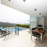 Olive Tree Villa Vinisce