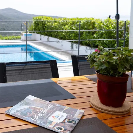 Villa Olive Tree